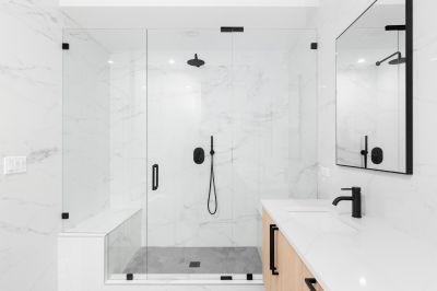 Frameless Glass Shower